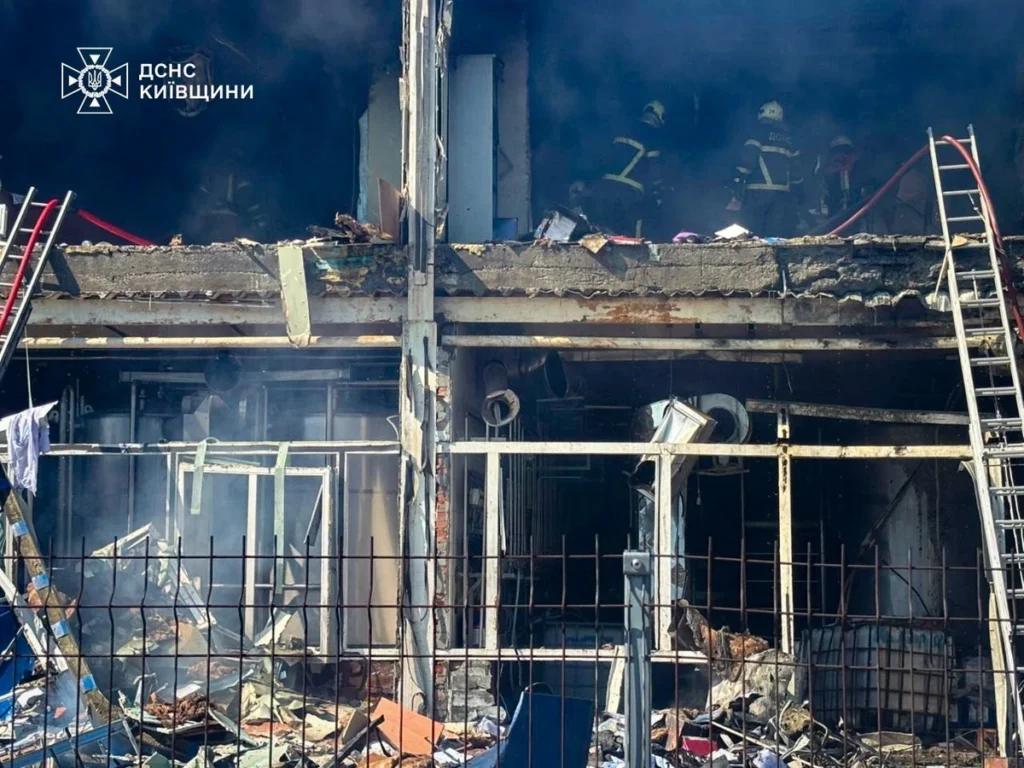 Planta “Yahotynske para niños” destruida tras ataque ruso con drones en la región de Kyiv