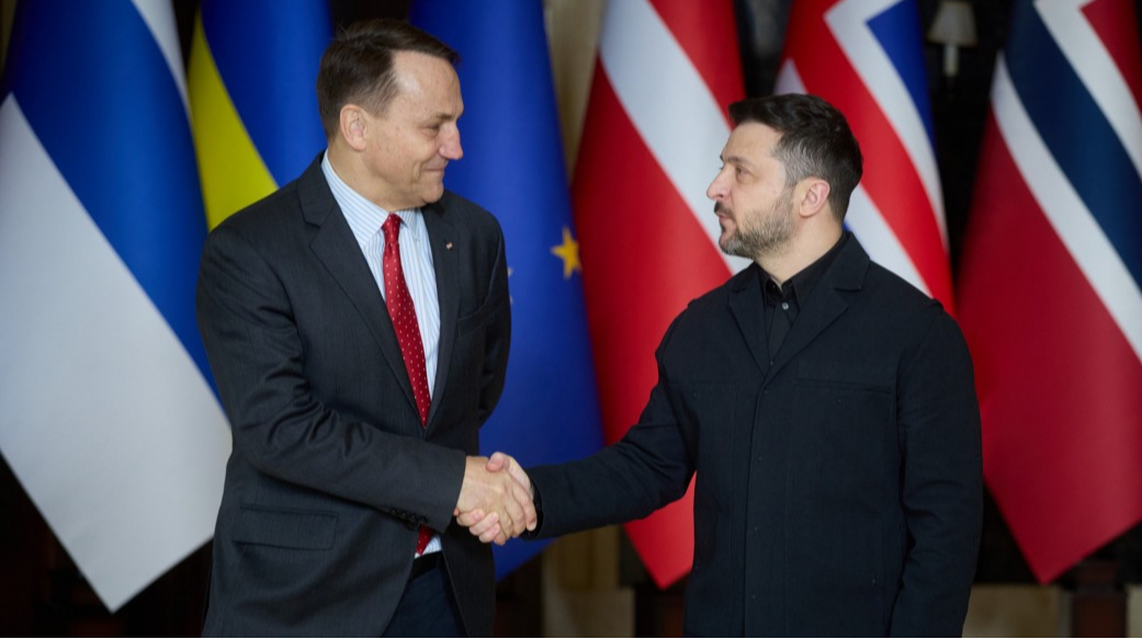 Zelenski y Putin en posibles negociaciones Ucrania Rusia sin mediadores según Polonia