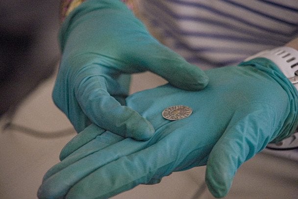 Moneda vikinga hallada en Noruega perteneciente al último rey vikingo Harald III