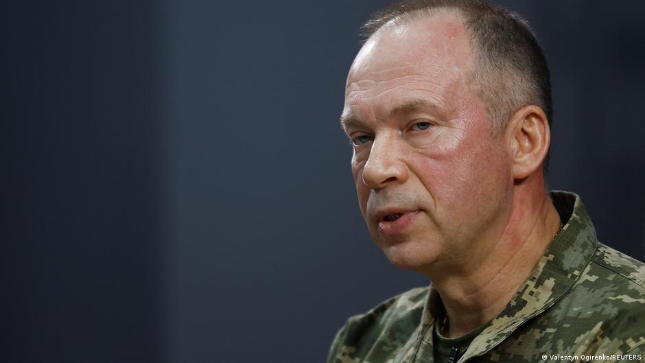 Zelenski evalúa la destitución de Sirski como jefe del Ejército ucraniano