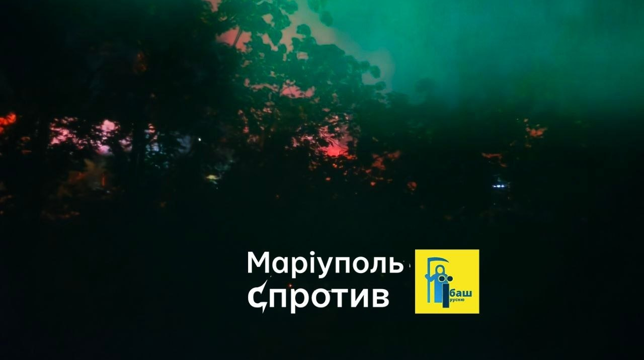 Mariúpol explosiones e incendios visibles en la ciudad ocupada por Rusia