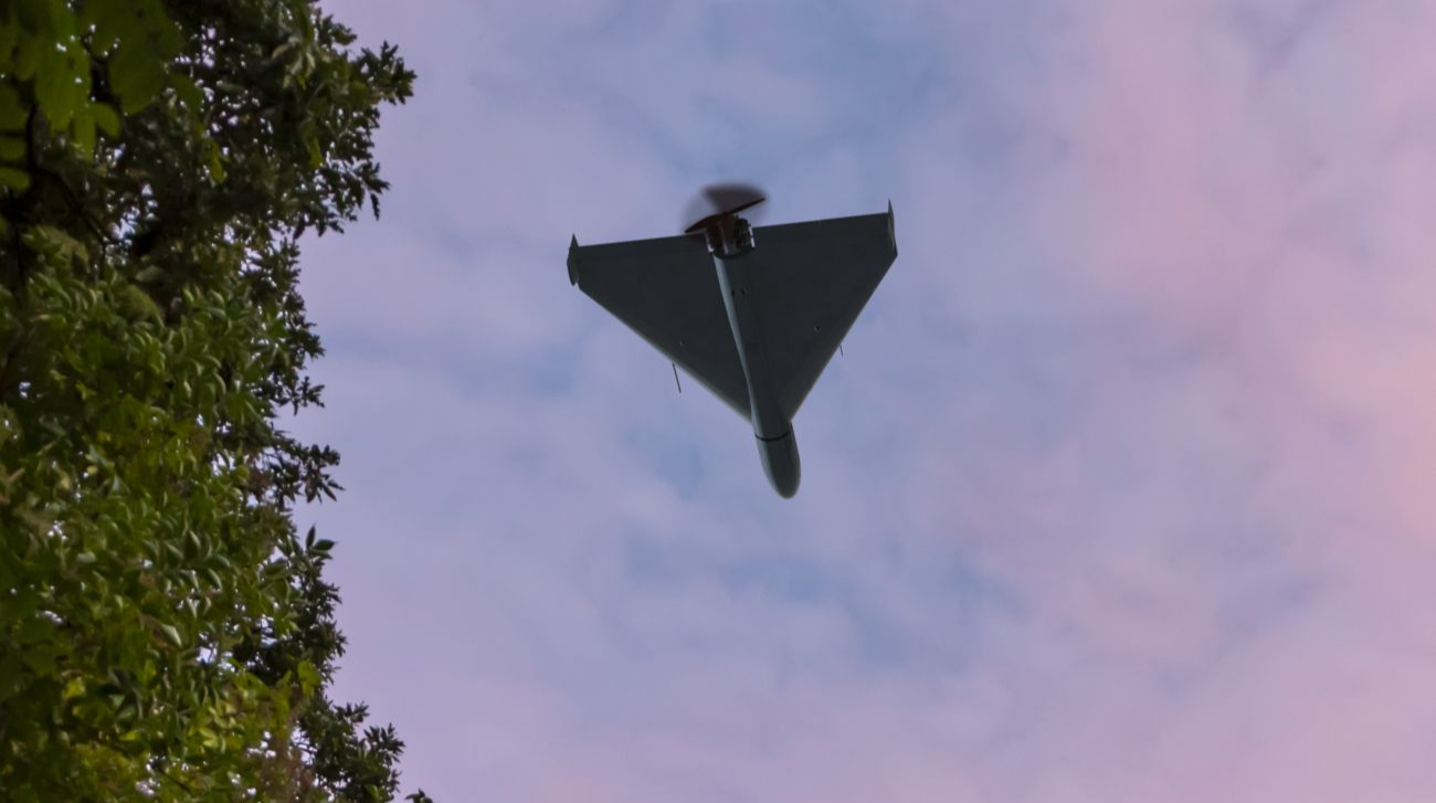 Edificio residencial dañado tras ataque Járkov con drone Shahed ruso dejando dos heridos