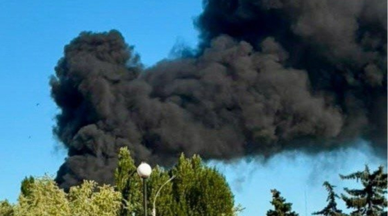 Incendio en centro comercial de Pavlogrado tras ataque con drones rusos en la ciudad ucraniana