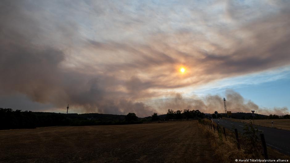 Incendio Eifel controlado tras avance de llamas en la región forestal alemana