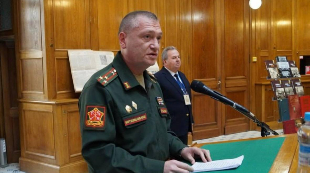 Funeral del general ruso muerto Yerusalímov en Moscú con honores militares
