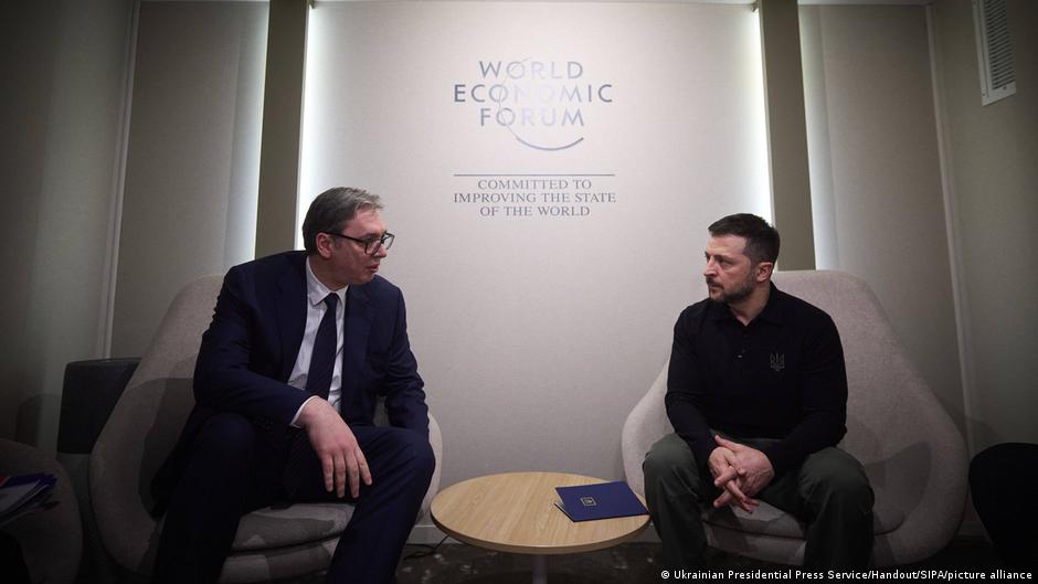 Zelenski y Vucic se reúnen en Belgrado durante la primera visita oficial de Zelenski a Serbia