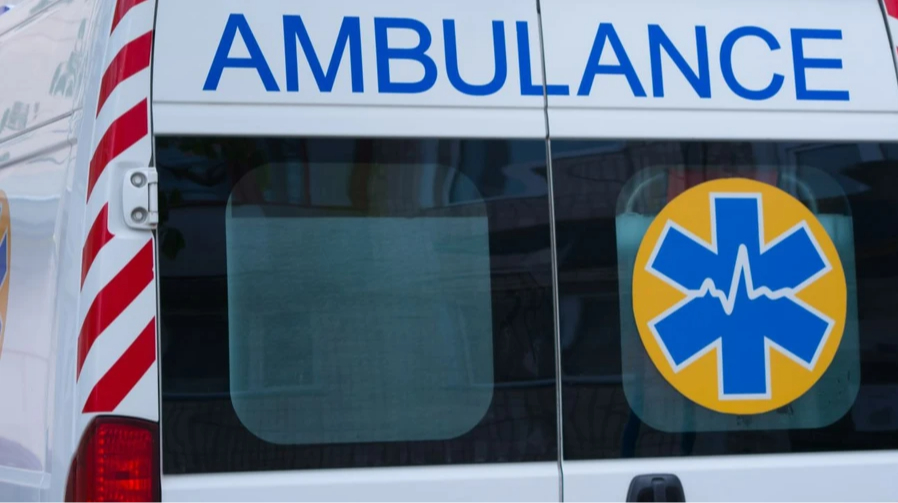 Escena del ataque en Bróvary donde murieron tres personas incluido un niño tras bombardeo ruso