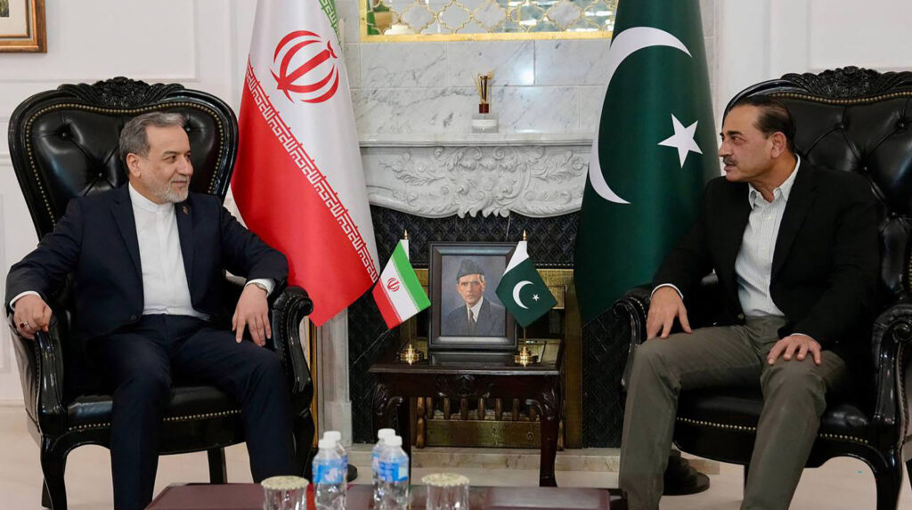 Diplomáticos de Pakistán e Irán discuten advertencia sobre hutíes Yemen en reunión oficial
