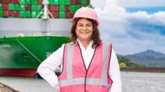 Ilya Espino de Marotta, nueva administradora del Canal de Panamá, en acto oficial