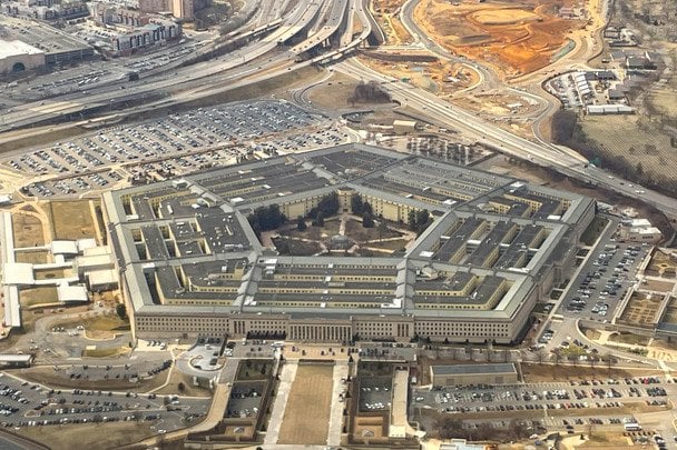 Instalaciones del Pentágono donde se integra inteligencia artificial militar con ChatGPT y Grok