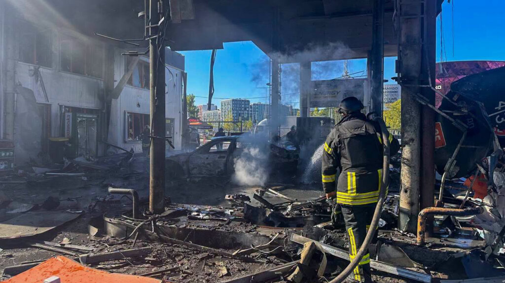 ataque dron Kiev contra gasolinera en el segundo impacto del día en la capital ucraniana