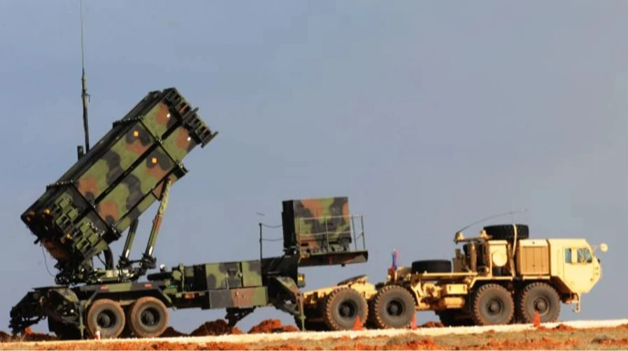 Lanzador de misiles Patriot del ejército de EE. UU. desplegado en operación de defensa aérea