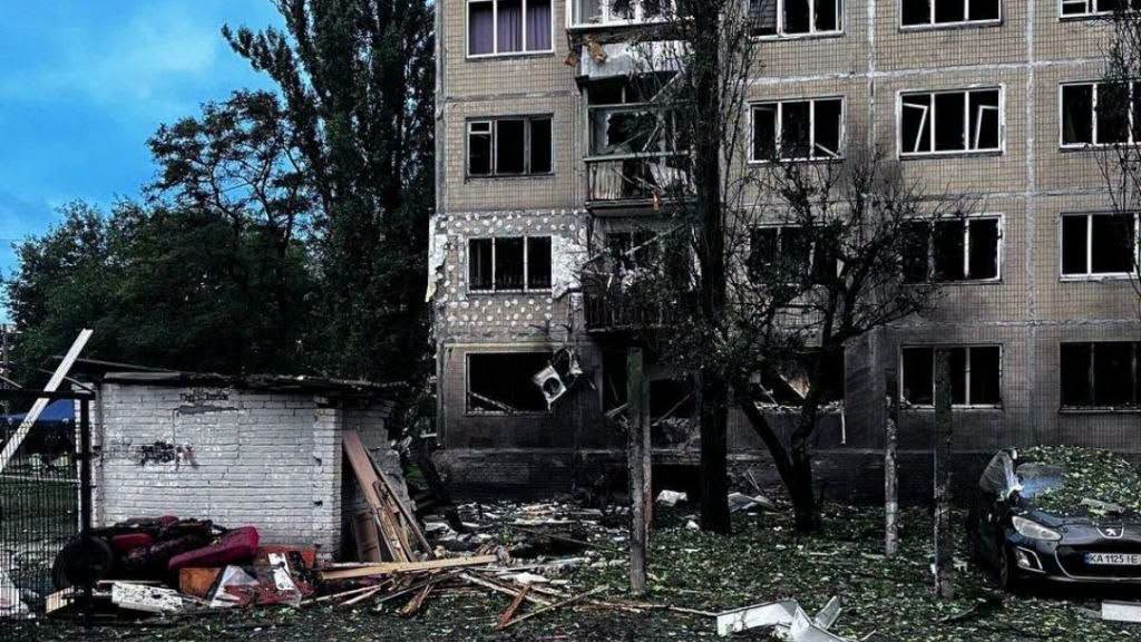 Drones Rusia Kiev atacan el distrito de Dniprovsky dejando cinco heridos