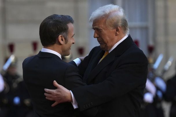 Macron y Trump reunidos para debatir la paz en Ucrania en un encuentro diplomático clave