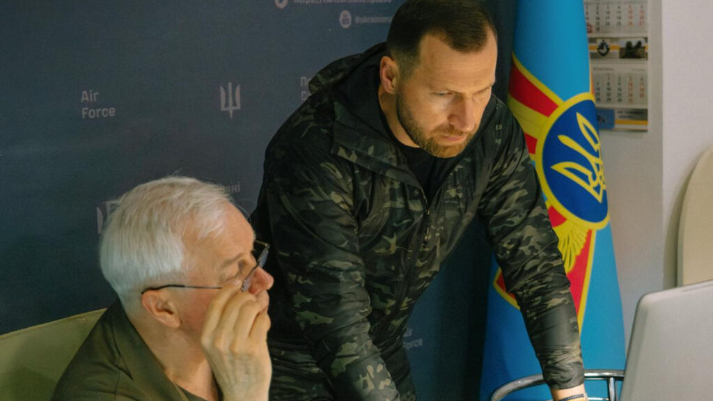 Sistema de defensa aérea Ucrania desplegado en la región de Kiev para proteger el espacio aéreo