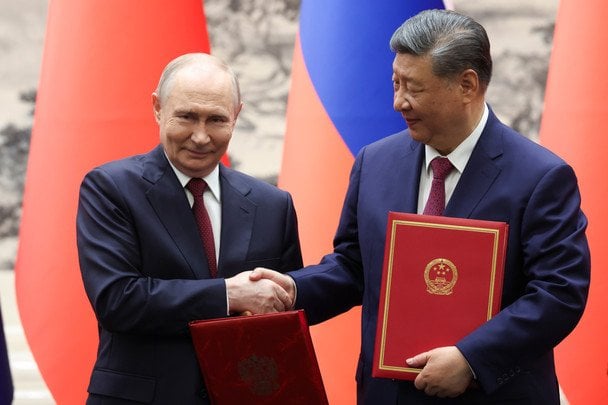 Buque petrolero cargado con petróleo ruso barato rumbo a puertos chinos en 2024