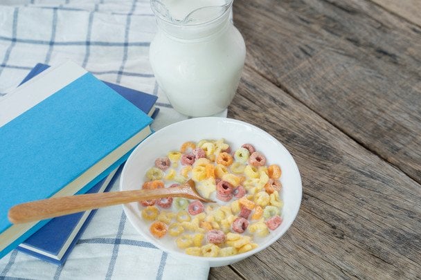 Cinco desayunos poco saciantes que generan hambre rápido y cómo sustituirlos por desayunos saciantes