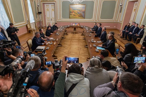 Witkoff y Kushner en Kiev en el marco de las negociaciones Ucrania con enviados de Trump