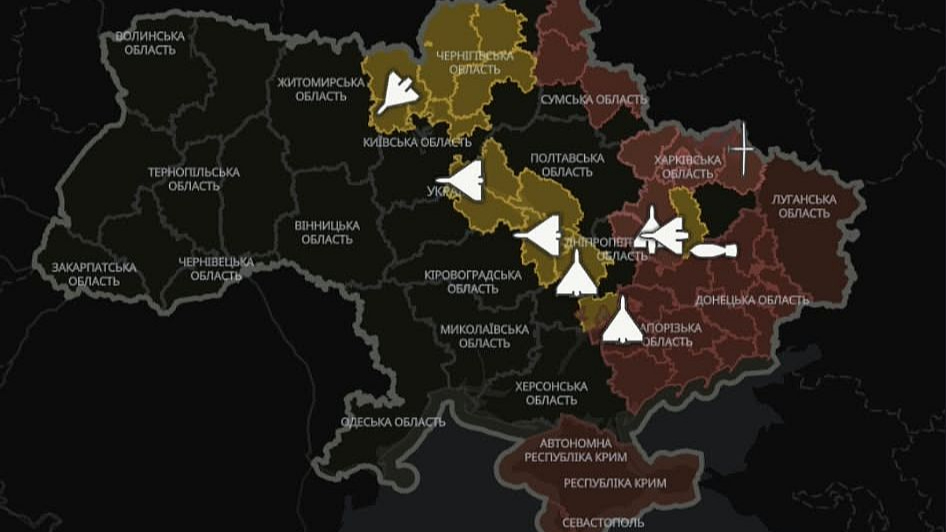 Pantalla de app de alerta aérea Ucrania mostrando rutas de misiles y drones en tiempo real
