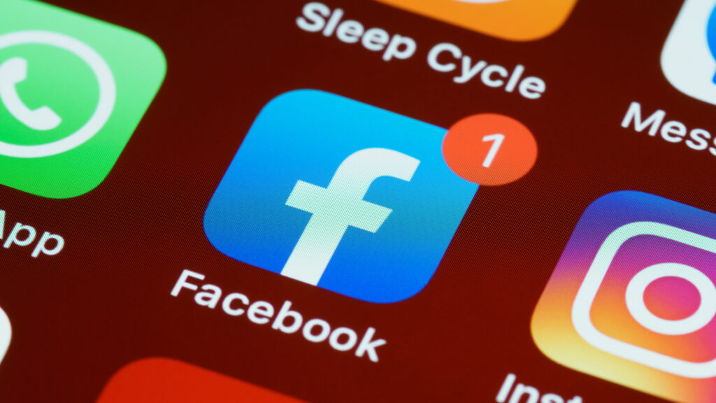 Multa Meta de 25000 millones de euros por fuga masiva de datos de usuarios