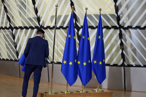 Representantes de la UE participan en las negociaciones sobre Ucrania para alcanzar un acuerdo de paz