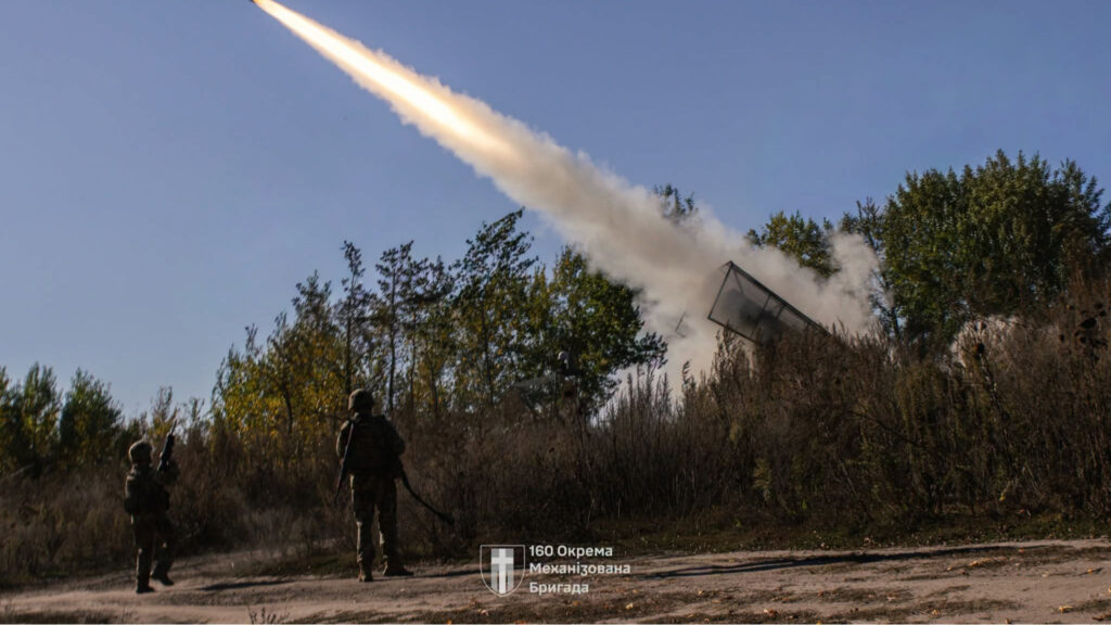 Soldados ucranianos en el frente Ucrania durante los combates en Pokrovsk con 117 enfrentamientos en un día
